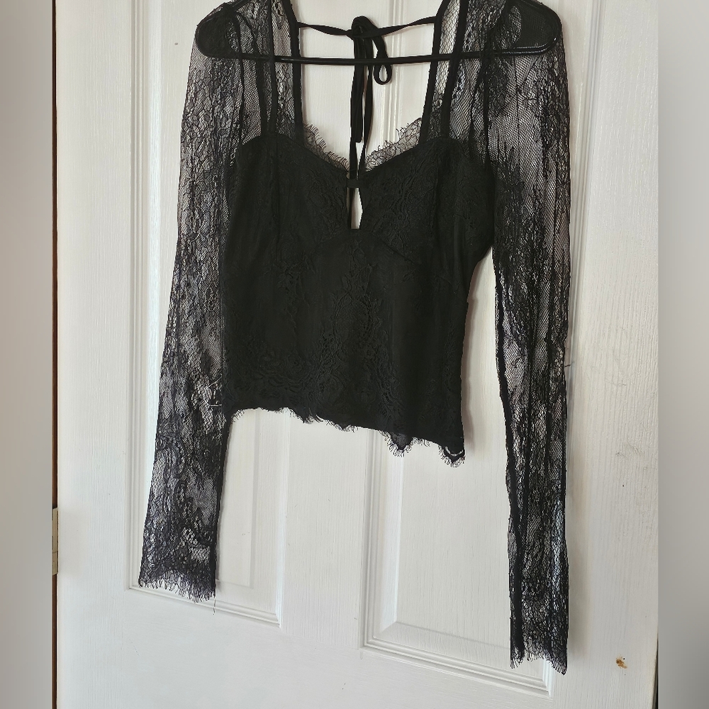 Chic Black Lace Blouse for Women - Picture 2 of 10